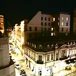 Apartment With 3 Rooms In The City Center